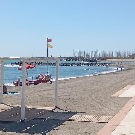 Appartamento 50 Mt Dal Mare Lido di Ostia Ngoại thất bức ảnh